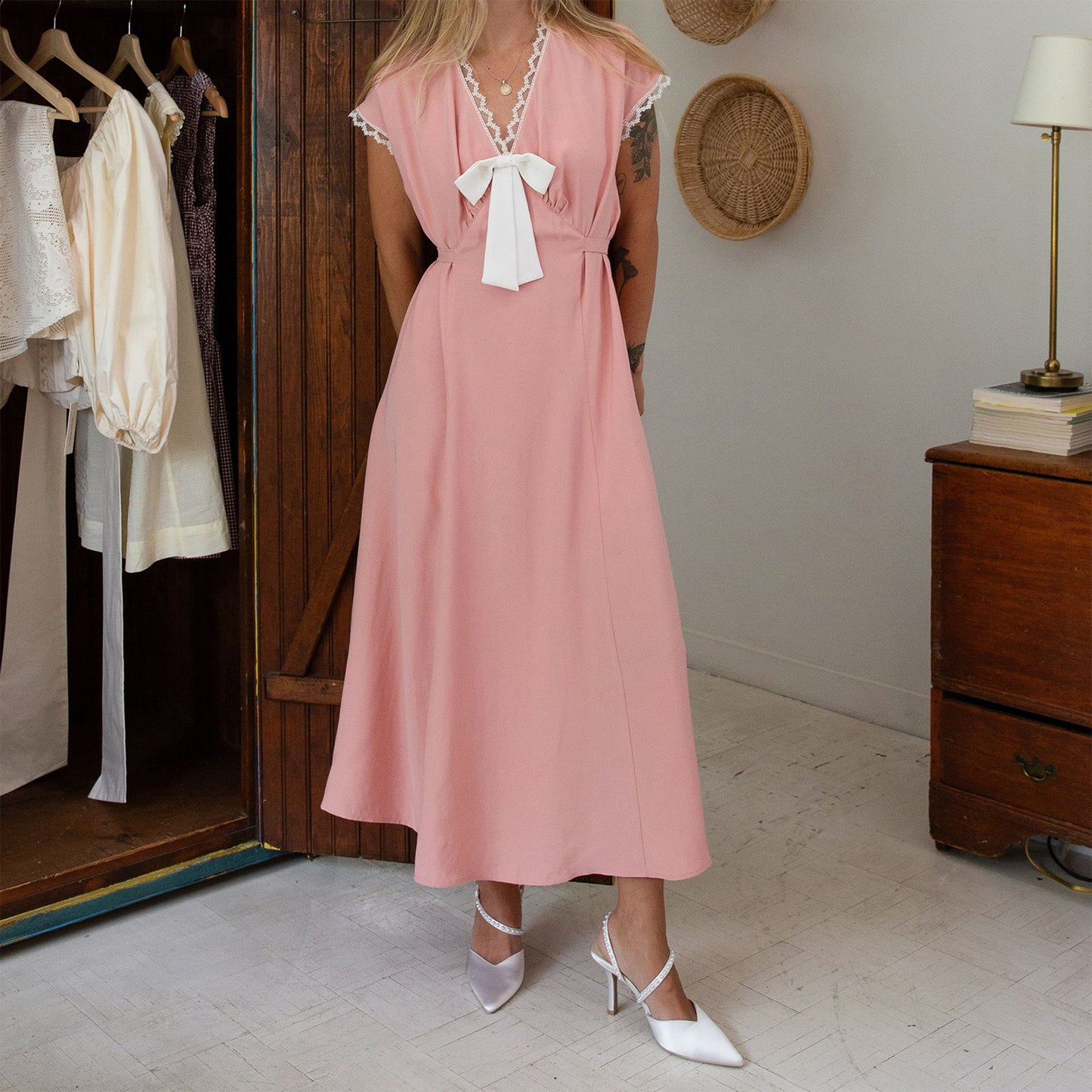 White Satin Pointed-Toe Rhinestone S-Shaped Strap High Heels