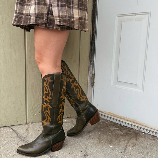 Olive Green Pointed-Toe Embroidery Full-Zip Knee High Cowgirl Boots