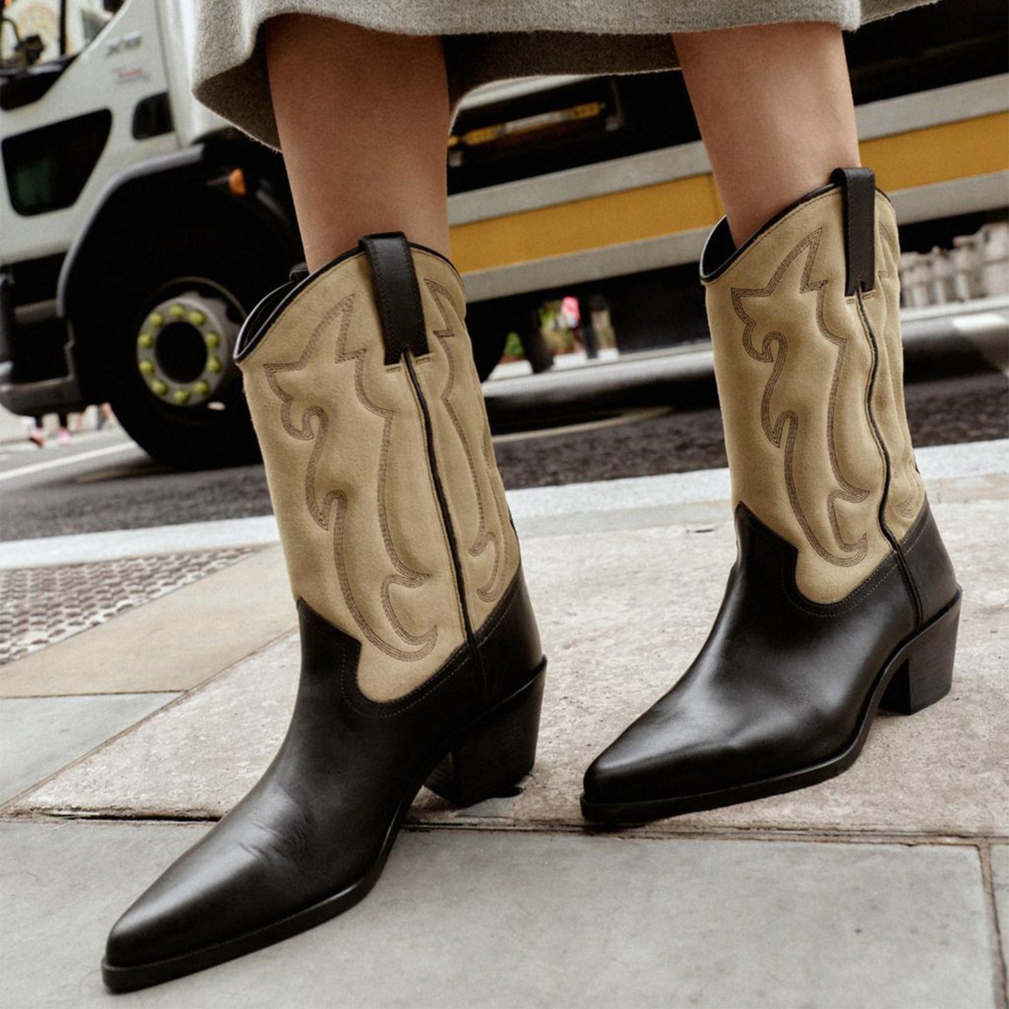 Contrast Tan And Black Pointed-Toe Embroidery Mid Calf Cowgirl Boots