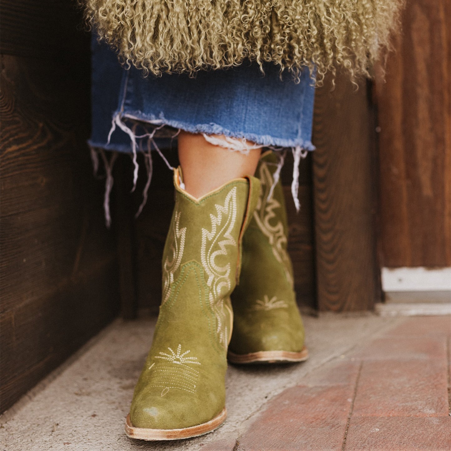 Olive Green Faux Suede Snip-Toe Embroidery Ankle Cowgirl Boots