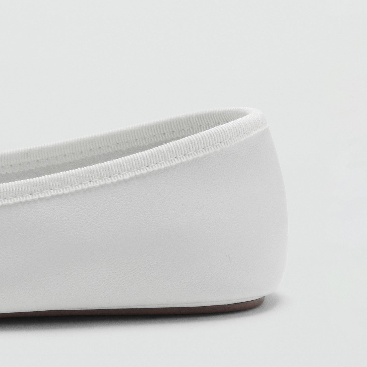 White Round-Toe Classic Front Bow Stylish Ballet Flats