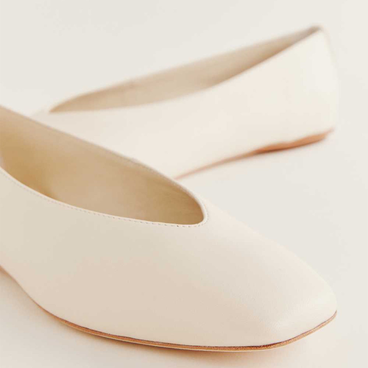 Ivory Square-Toe Classic Ballet Slip-On Flats