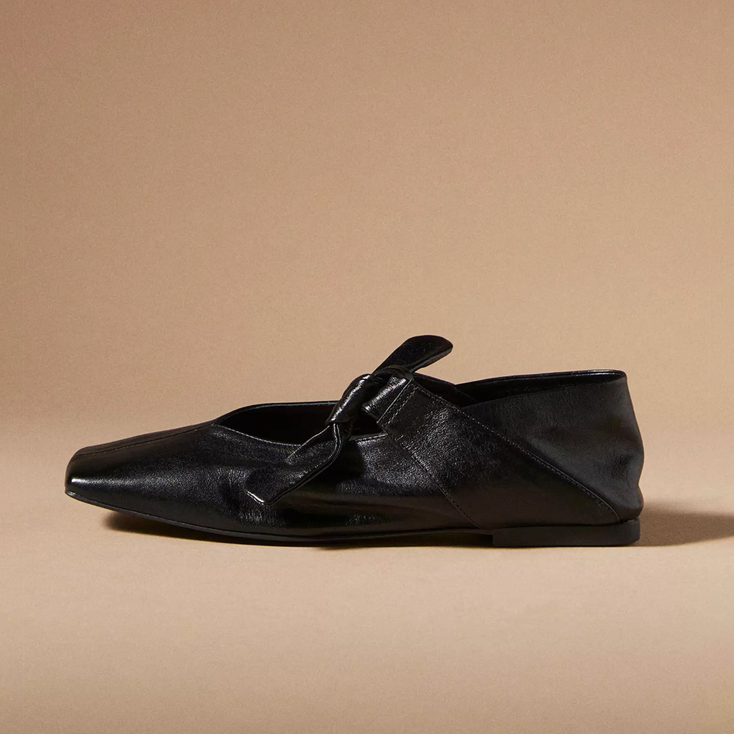 Black Square-Toe Center Lace-Up Ballet Flats