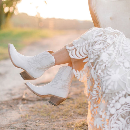 White Almond-Toe Embroidery Ankle Cowgirl Boots