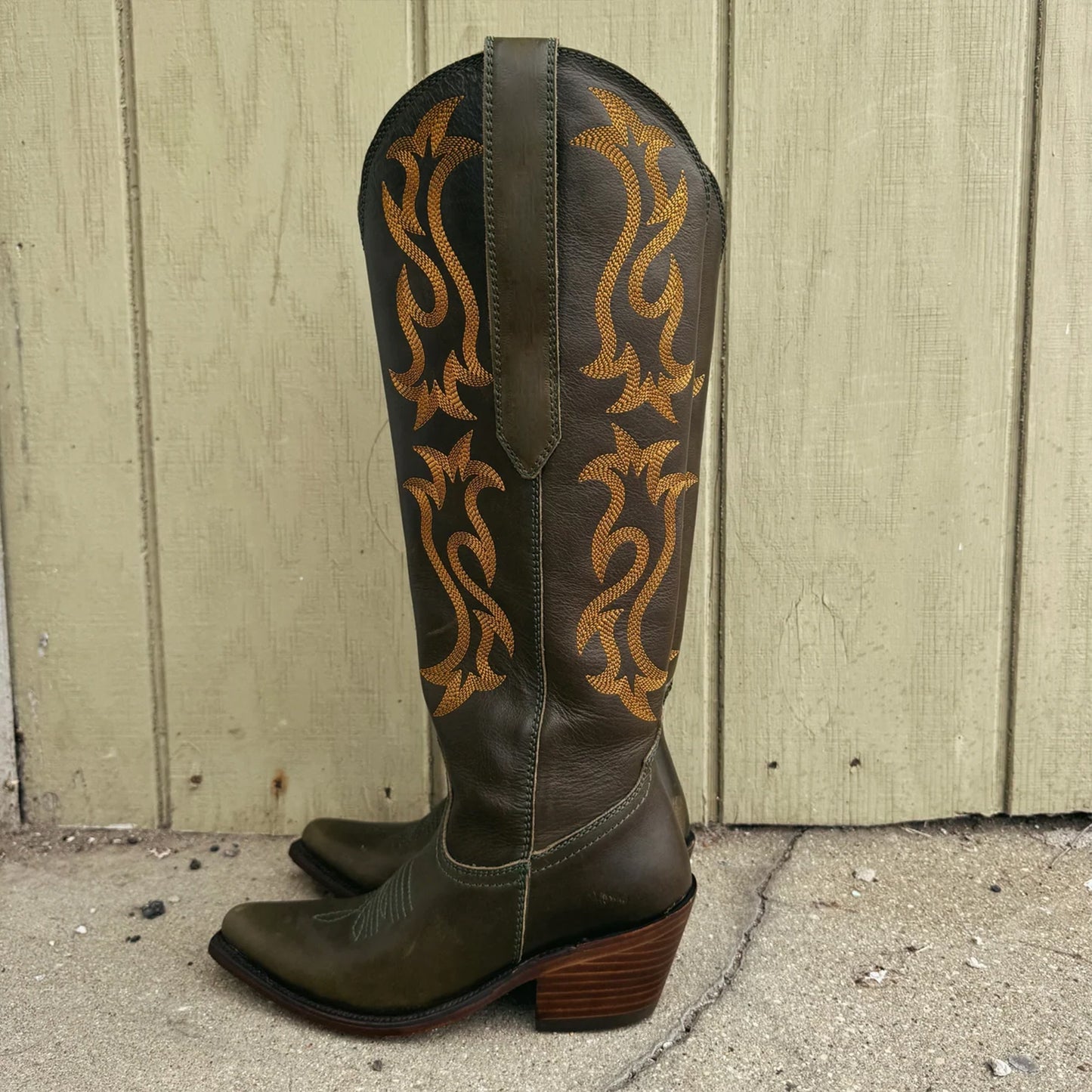 Olive Green Pointed-Toe Embroidery Full-Zip Knee High Cowgirl Boots