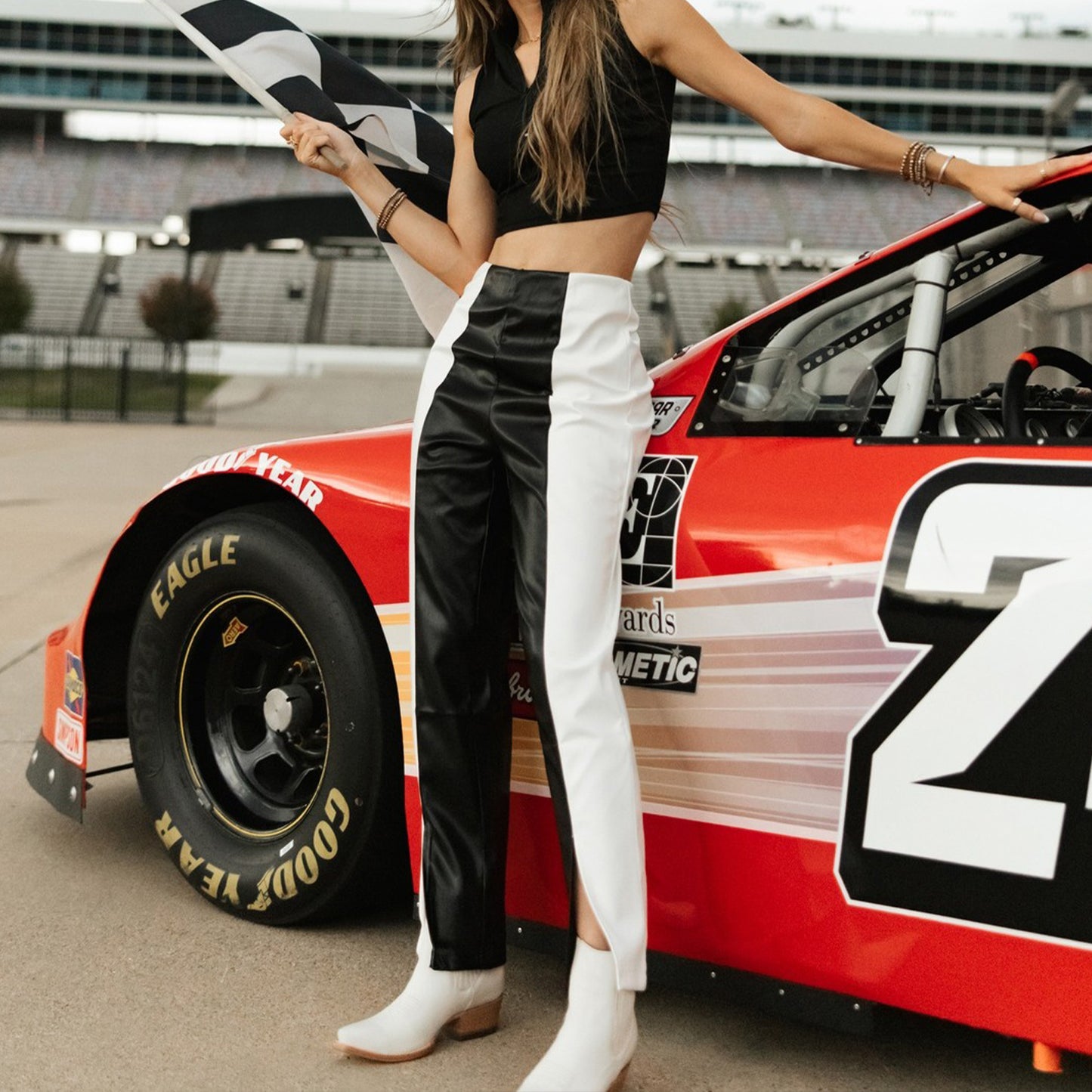 White Snip-Toe Classic Simple Ankle Cowgirl Boots