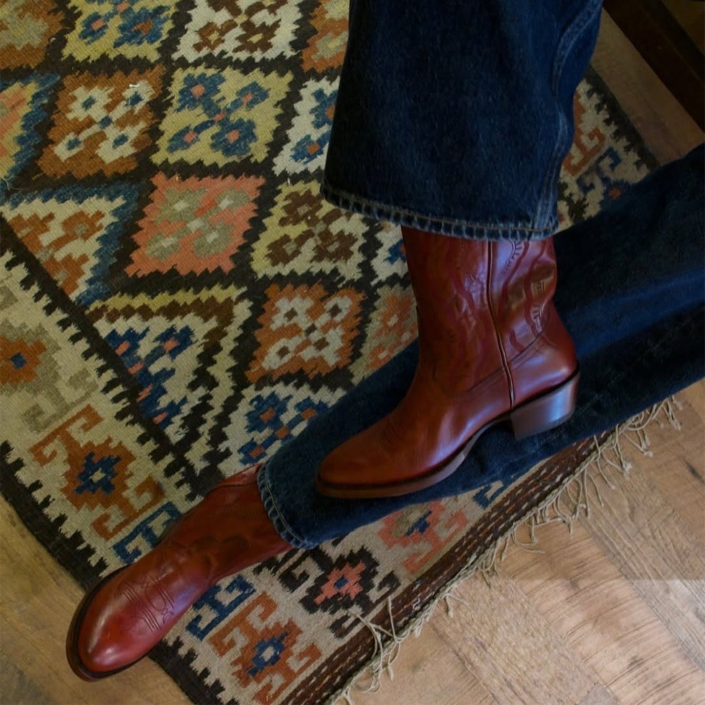 Red Round-Toe Classic Embroidery Wide Calf Knee High Tall Cowgirl Boots