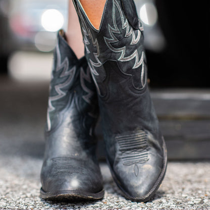 Black Almond-Toe Embroidery Ankle Cowgirl Boots