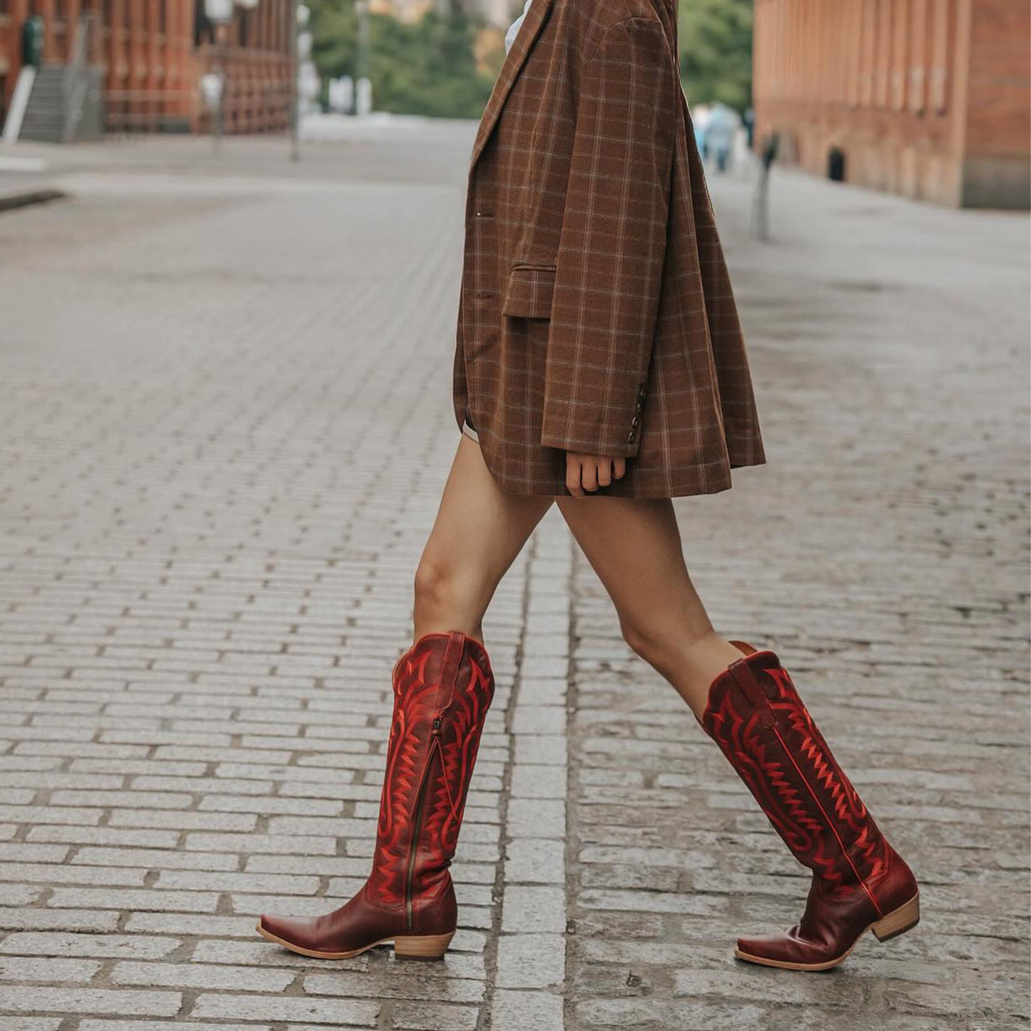 Red Snip-Toe Grace Embroidery Half-Zip Knee High Cowgirl Boots