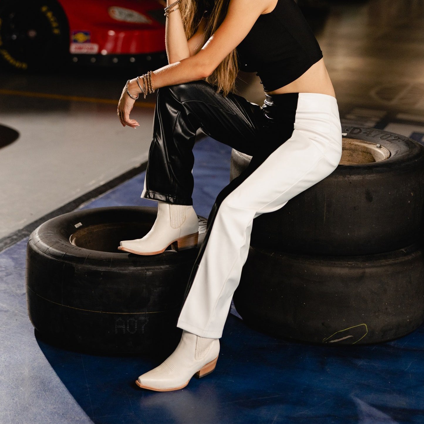 White Snip-Toe Classic Simple Ankle Cowgirl Boots