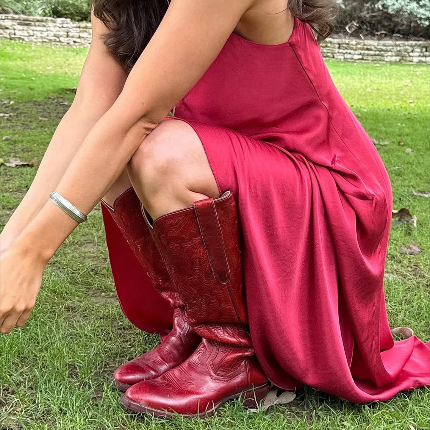 Red Round-Toe Classic Embroidery Wide Calf Knee High Tall Cowgirl Boots