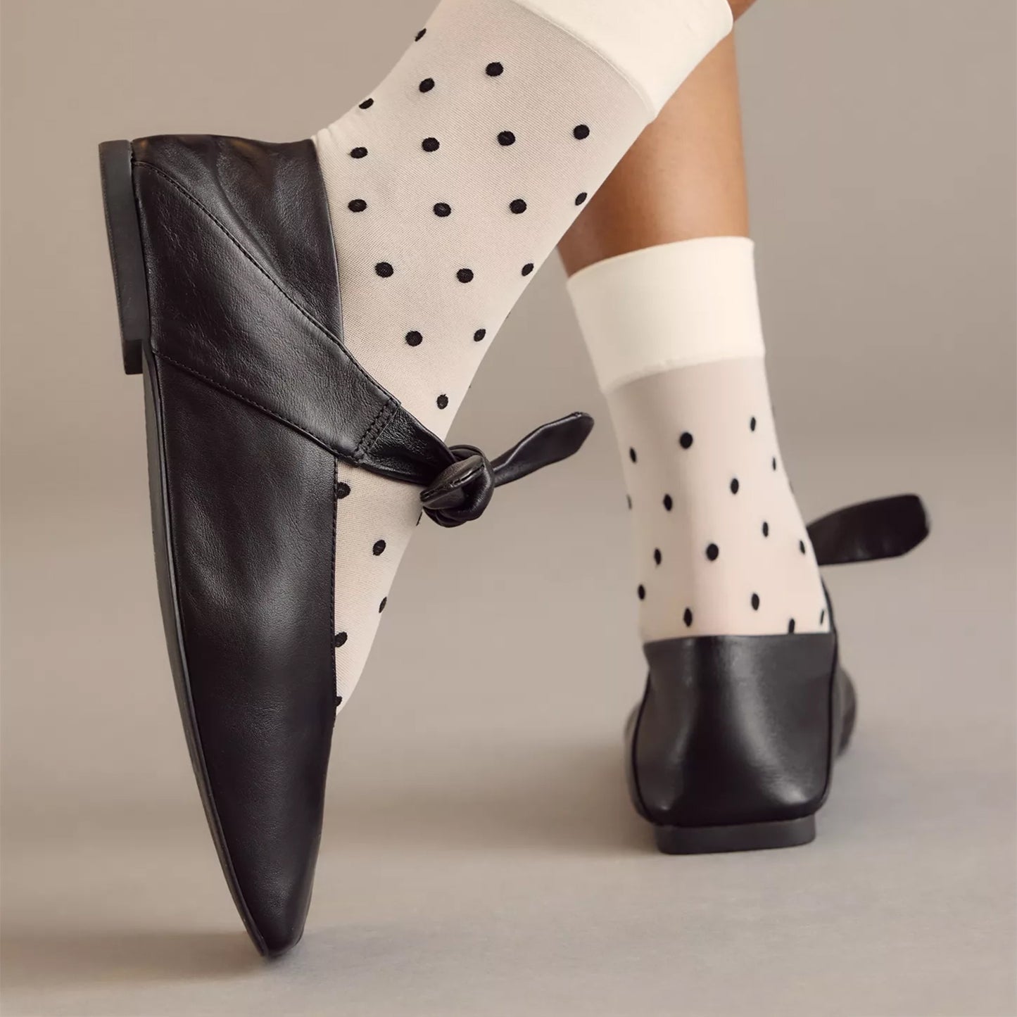 Black Square-Toe Center Lace-Up Ballet Flats