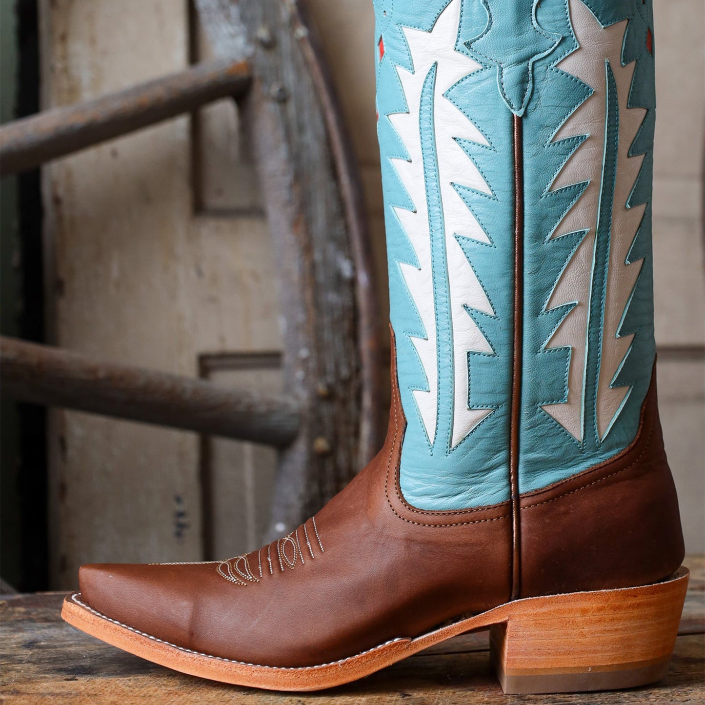 Contrast Brown And Turquoise Snip-Toe White Inlay Mid Calf Cowgirl Boots