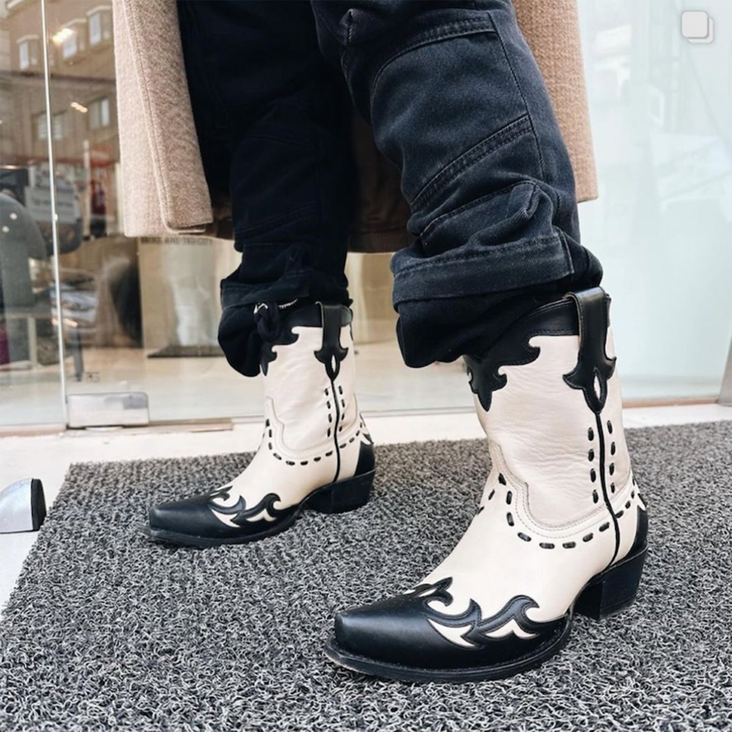 Contrast Cream And Black Snip-Toe Running Stitch Ankle Cowgirl Boots