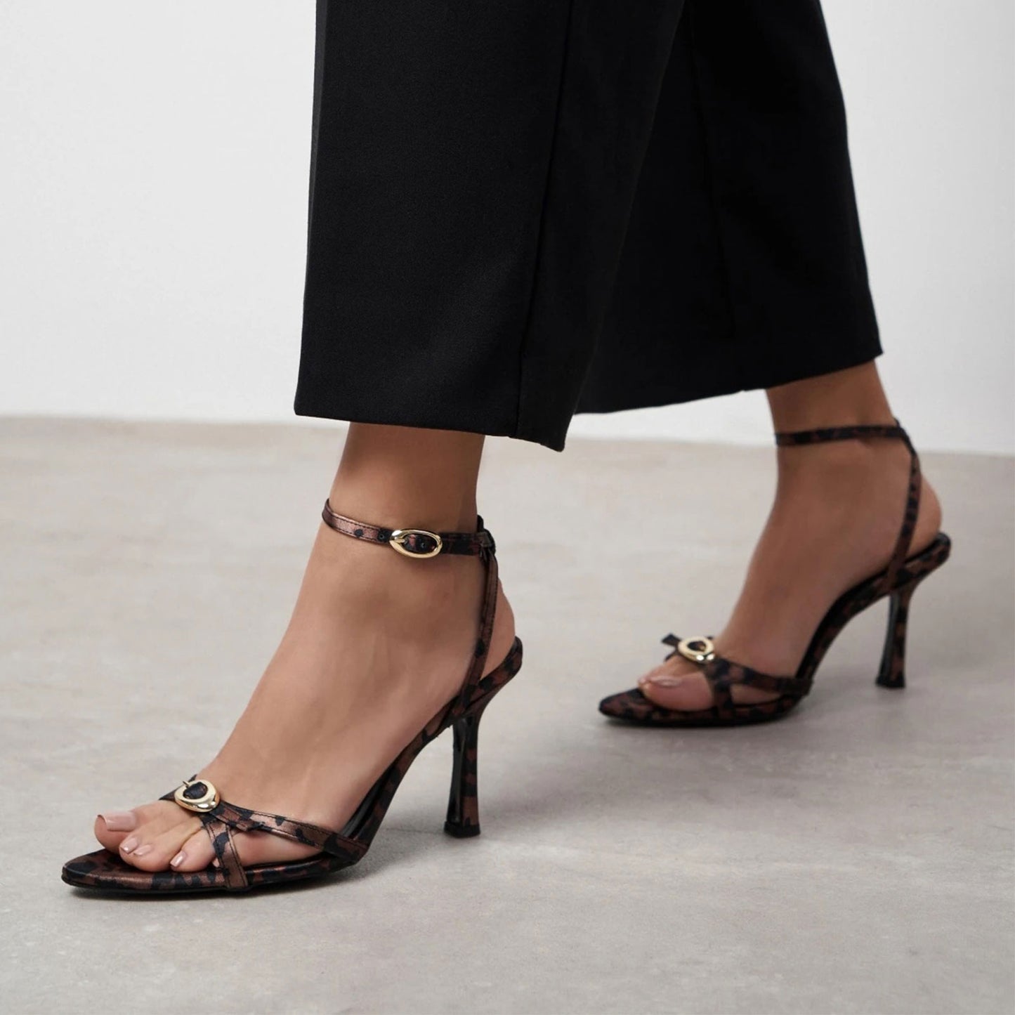 Leopard Satin Pointed-Toe Front Buckle And Ankle Strap High Heels