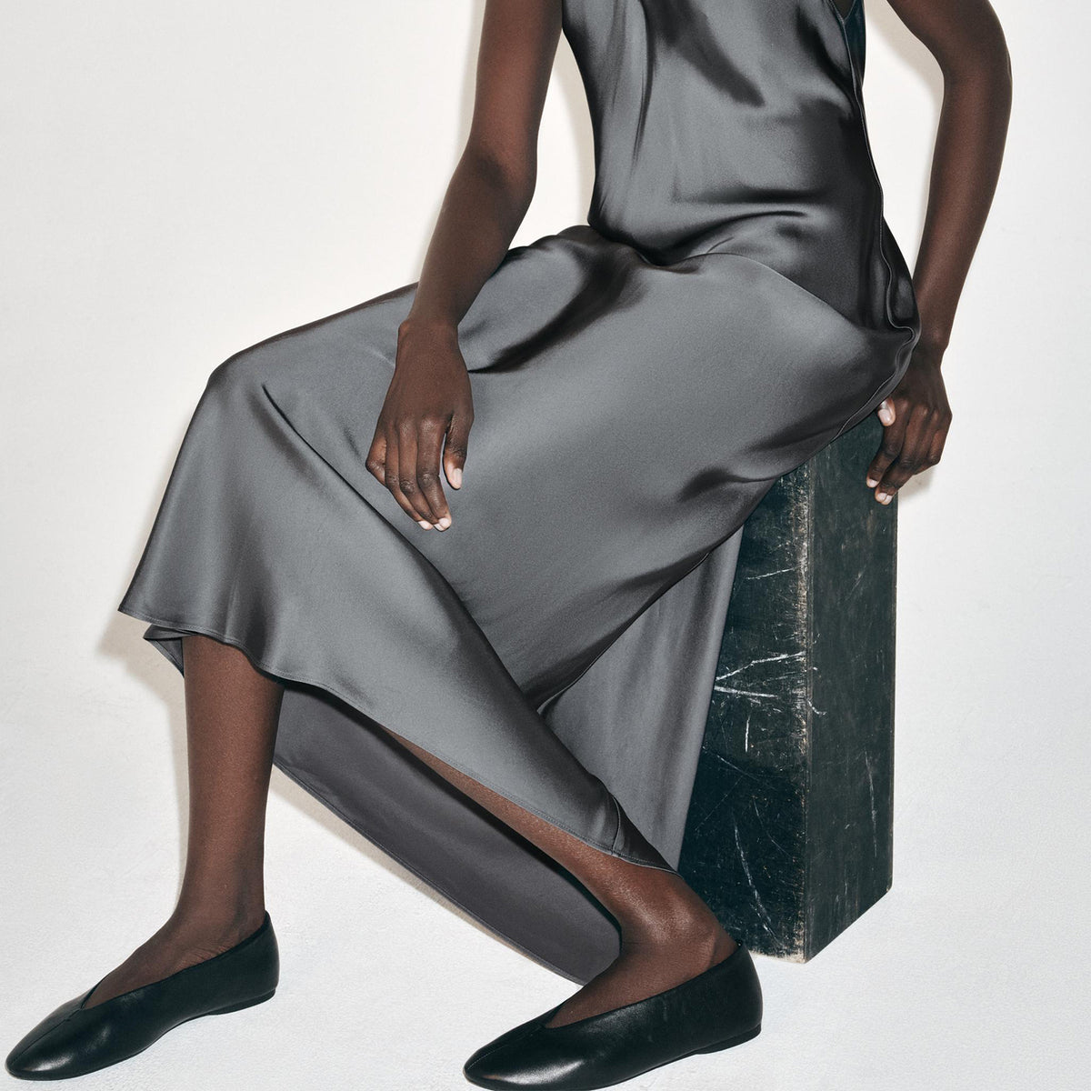 Black Chic Round-Toe Slip-On Ballet Flats