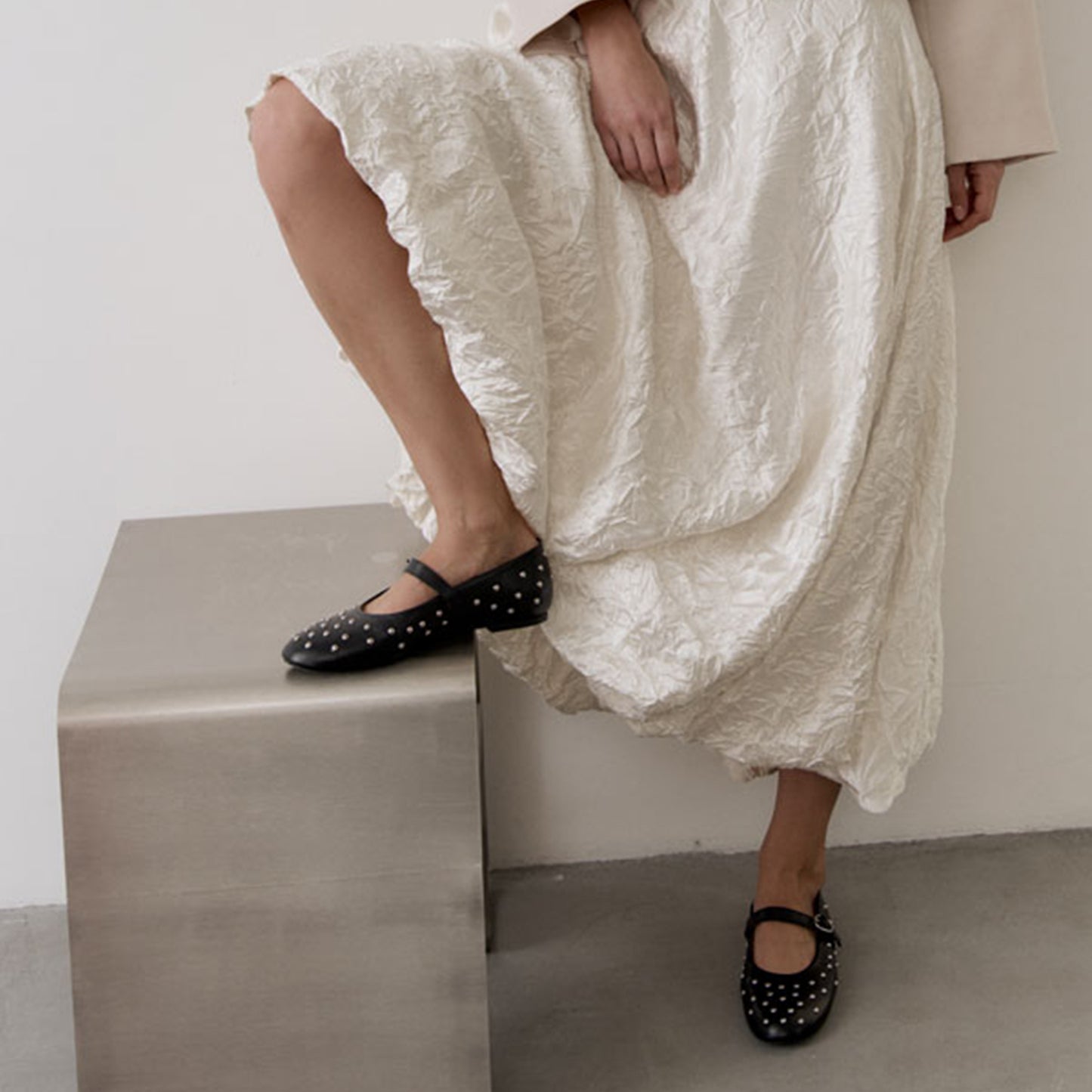 Black Round-Toe Full Studs And Buckle Mary Jane Ballet Flats