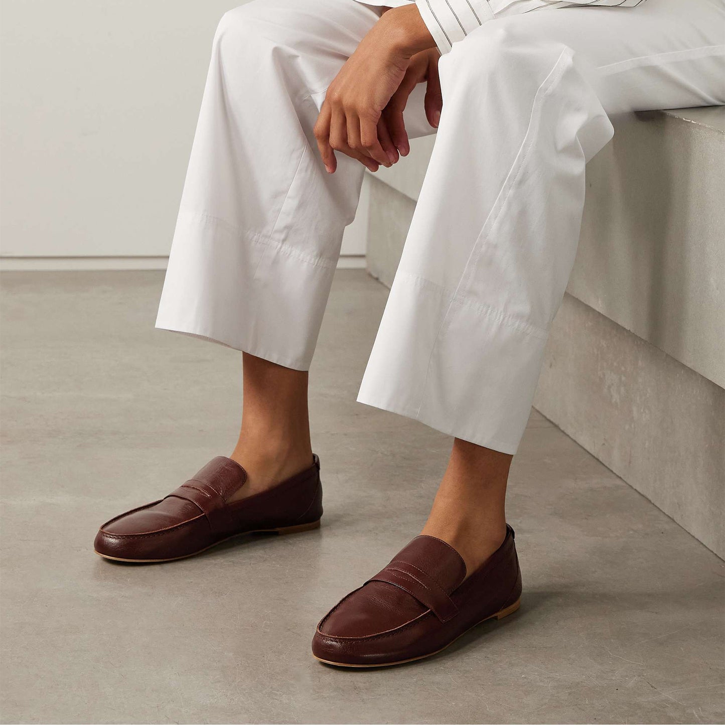 Burgundy Vegan Leather Round-Toe Slip-On Chic Loafers Flats