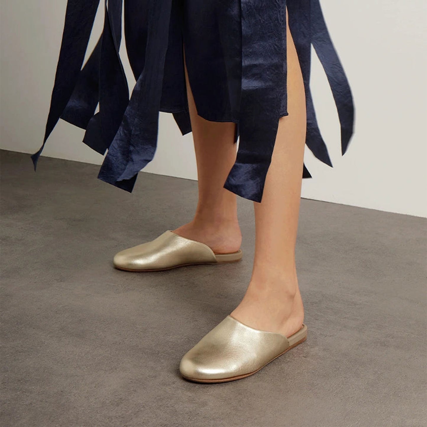 Metallic Platinum Round-Toe Slipper Backless Flats