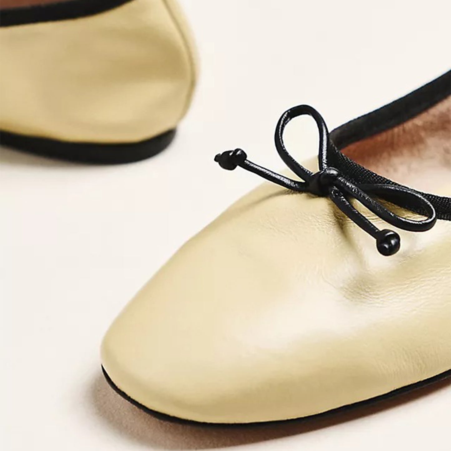 Cream Square-Toe Slip-On Front Bow Classic Ballet Flats