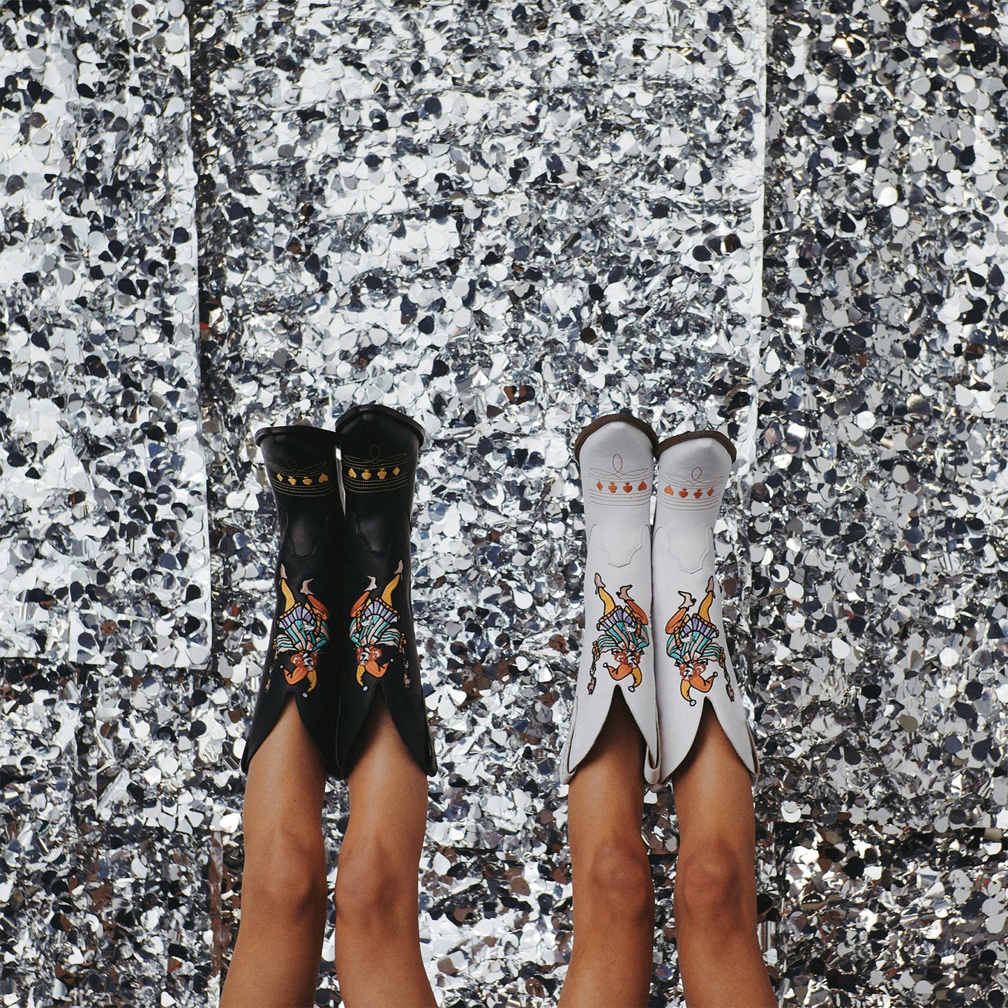 Black Snip-Toe Joker Embroidery Mid Calf Cowgirl Boots