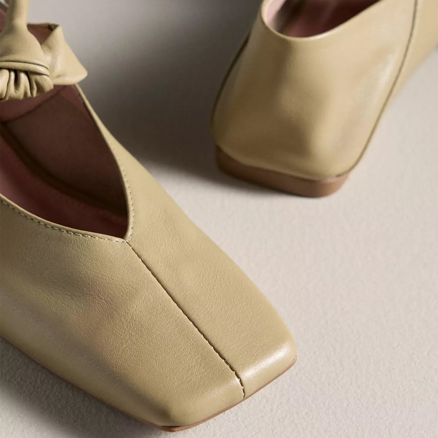 Olive Square-Toe Center Lace-Up Ballet Flats