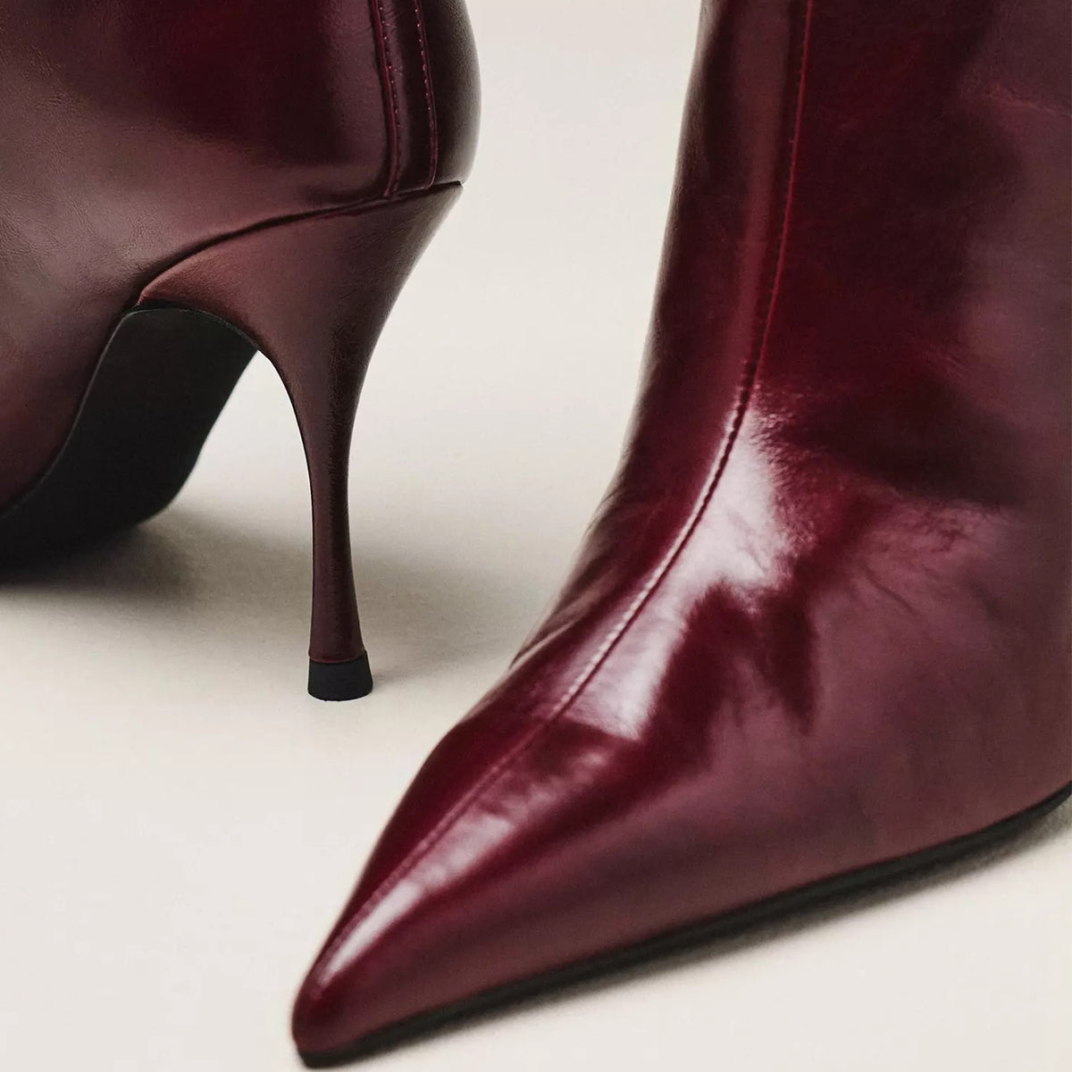 Wine Red Pointed-Toe Slip-On Sleek Ankle Stiletto Boots