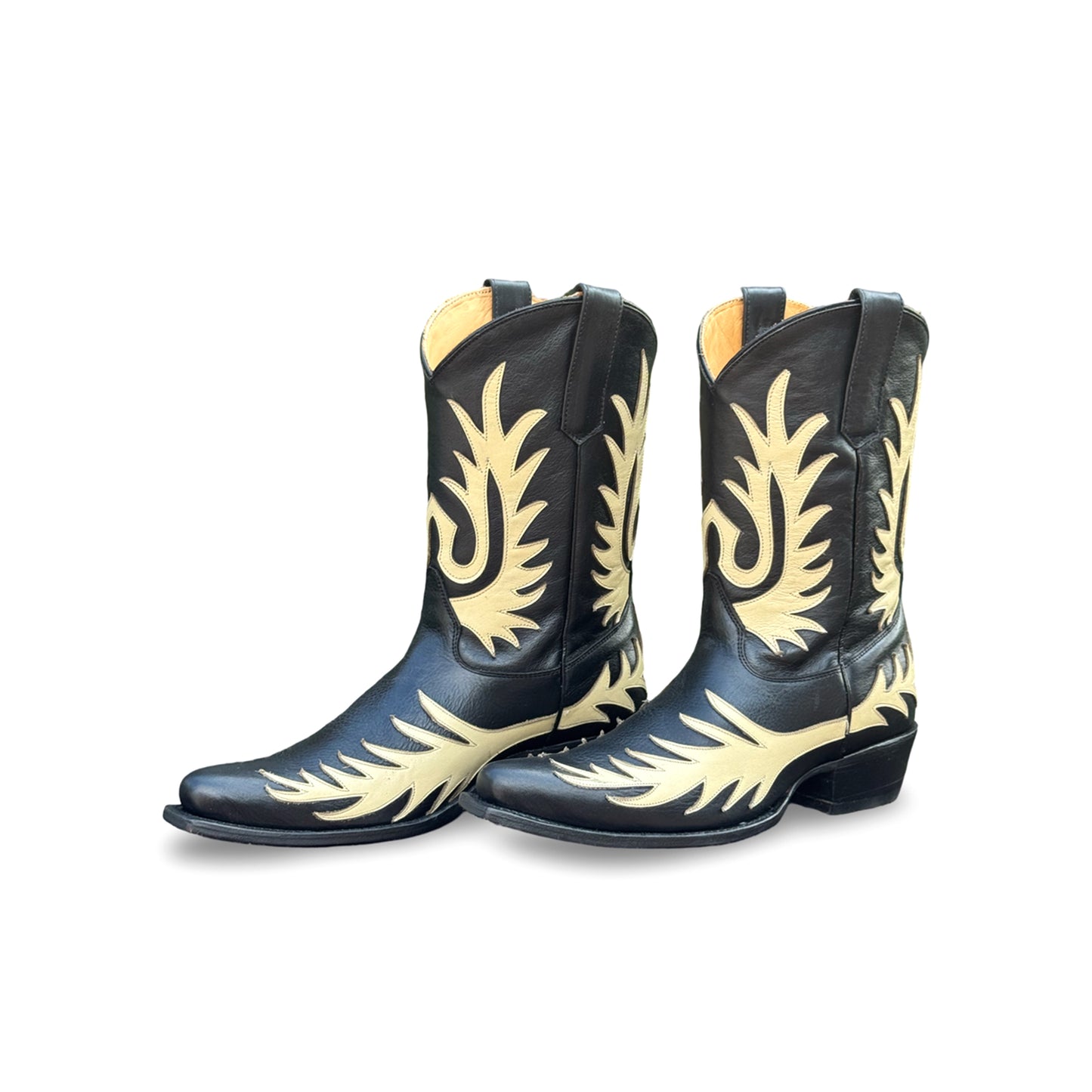 Black Snip-Toe Chic Applique Classic Ankle Cowgirl Boots