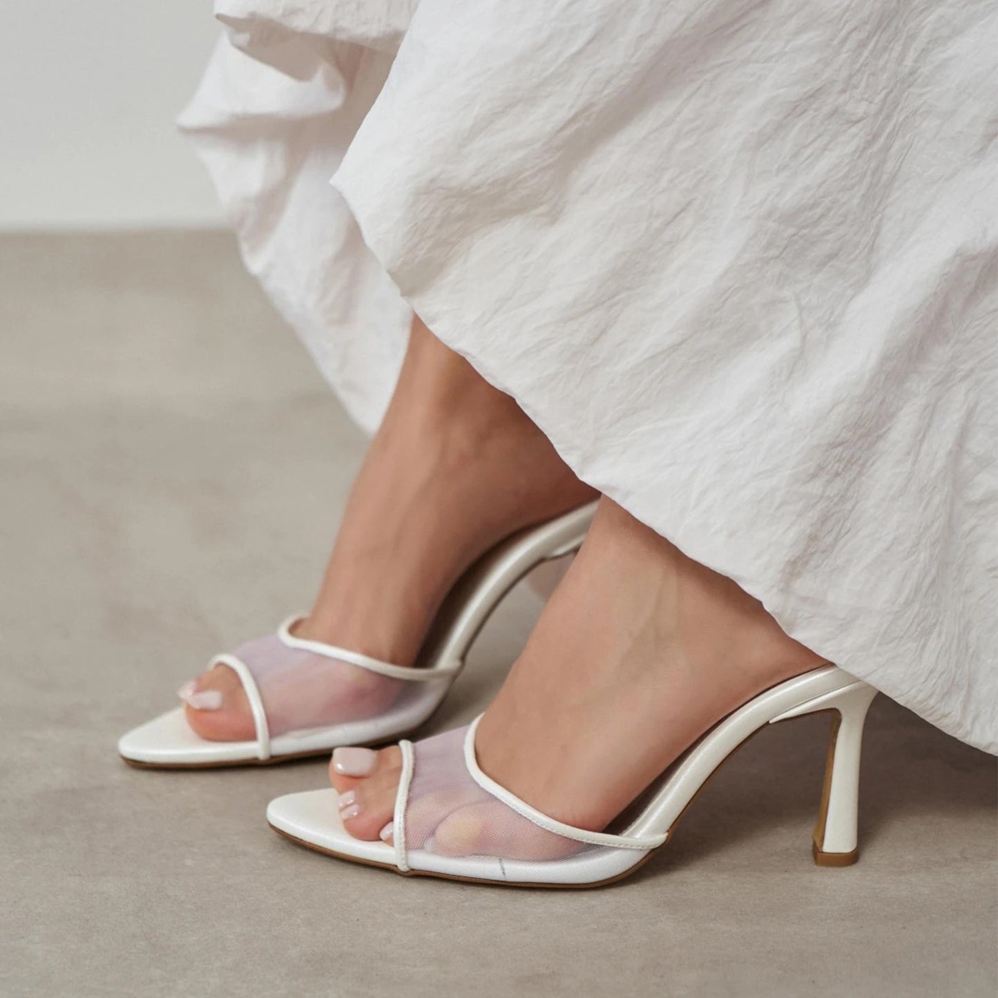 White Mesh And Vegan Leather Pointed-Toe Backless Simple Pumps High Heels
