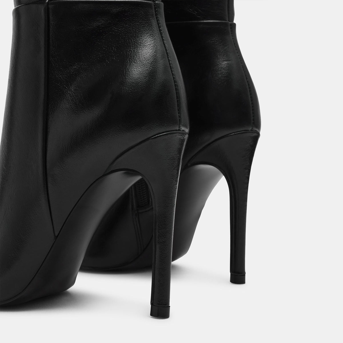 Black Pointed-Toe Half-Zip Chic Knee High Stiletto Boots