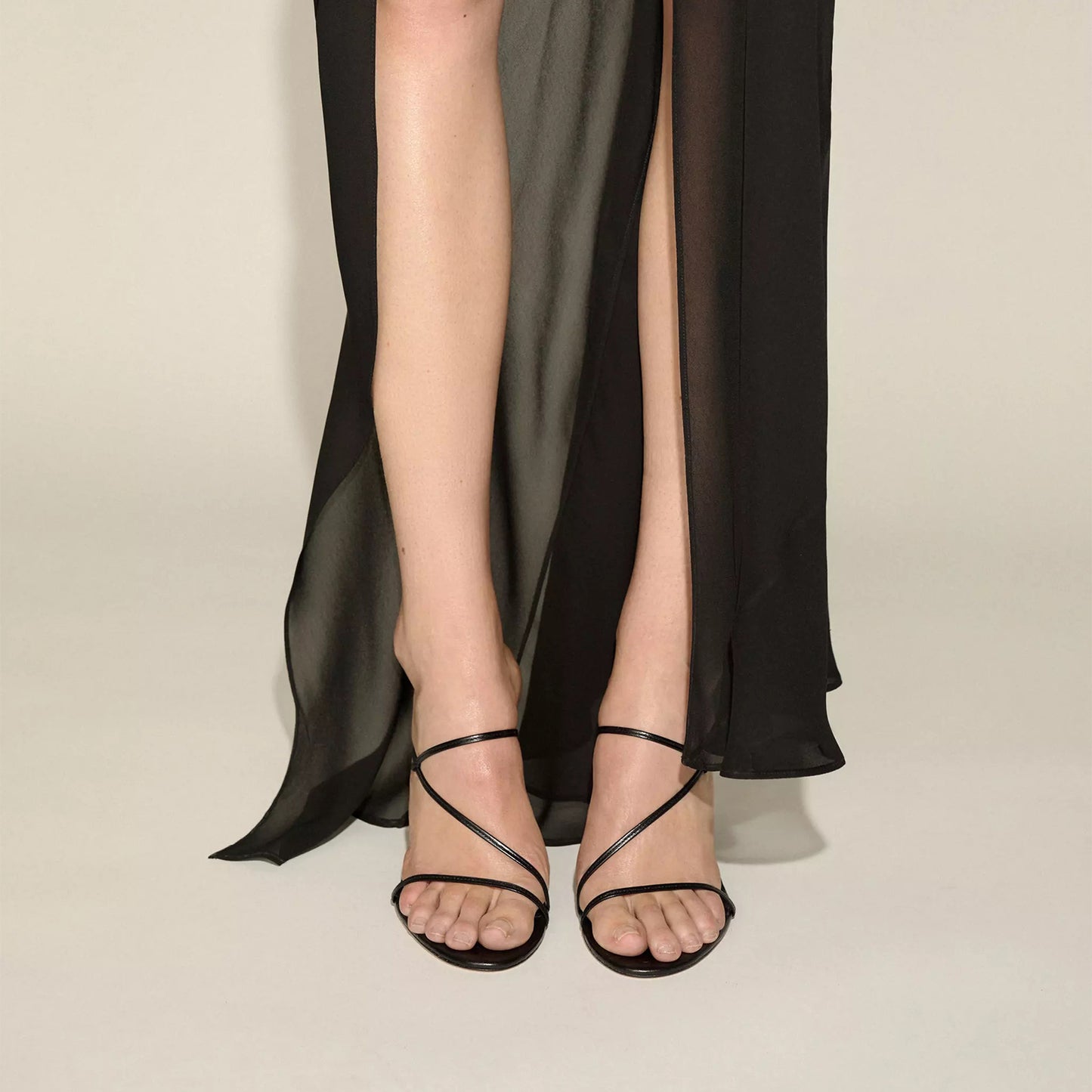 Black Round-Toe Slip-On Sandals High Heels With Straps