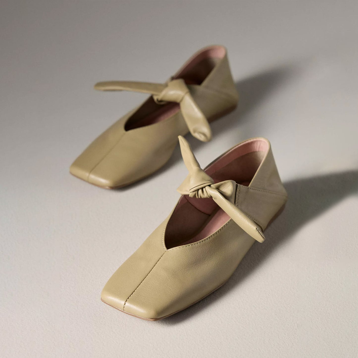 Olive Square-Toe Center Lace-Up Ballet Flats