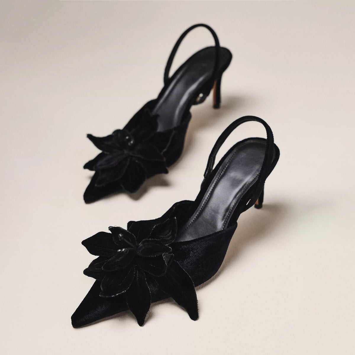 Black Velvet Pointed-Toe Front Floral Applique Slingback Kitten Heels