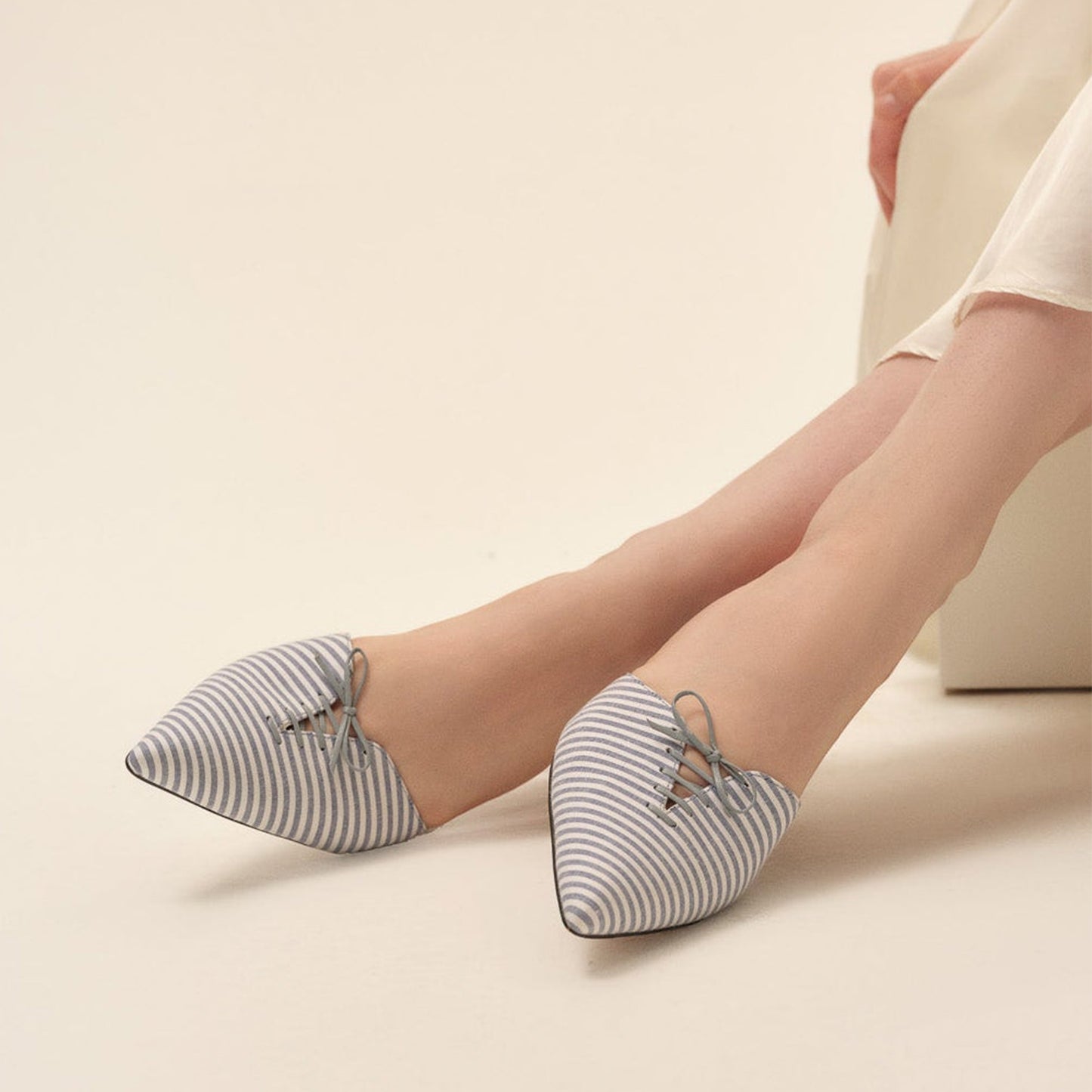 Blue Canvas Pointed-Toe Slip-On Backless Chic Kitten Heels