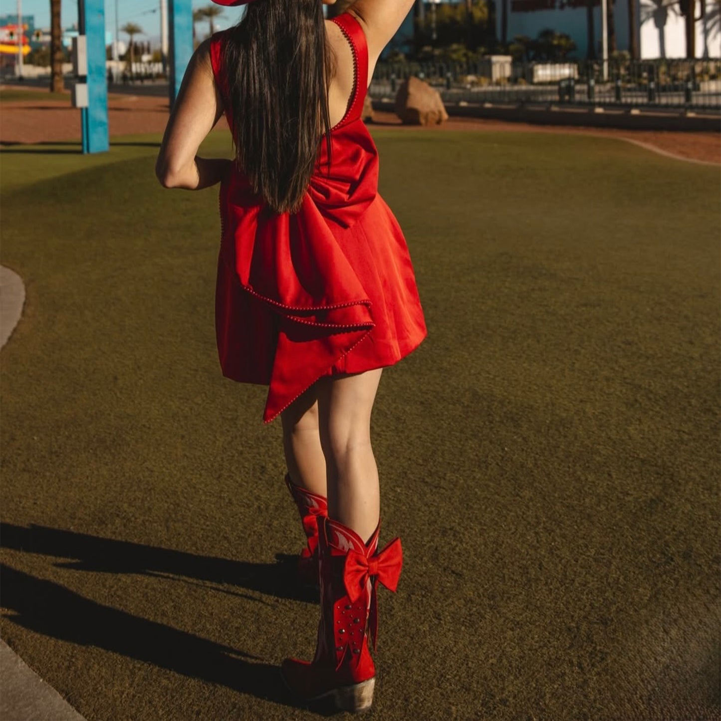 Red Pointed-Toe Embroidery Back Studded Bow Mid Calf Cowgirl Boots