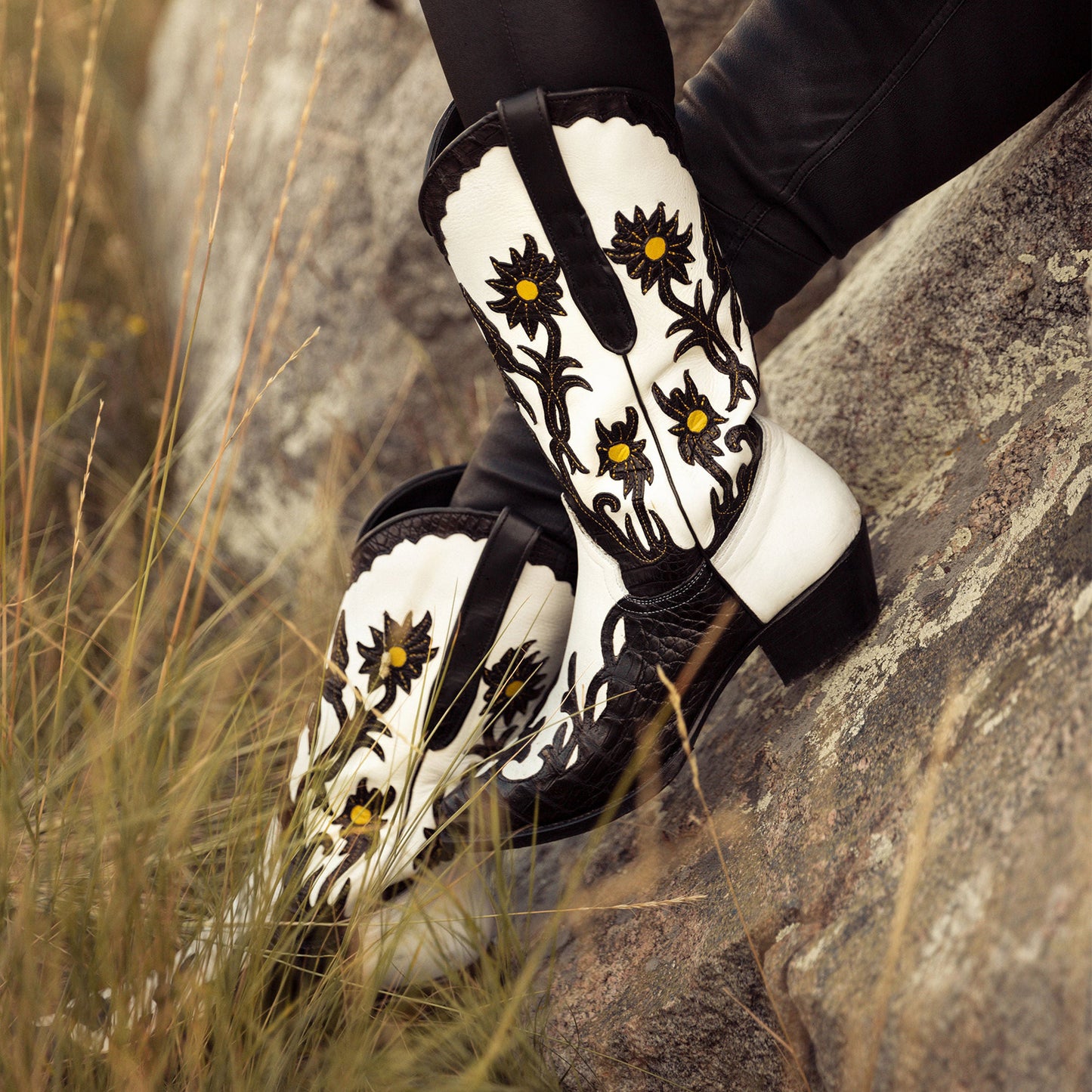 White Almond-Toe Flowers And Crocodile Print Appliques Mid Calf Cowgirl Boots