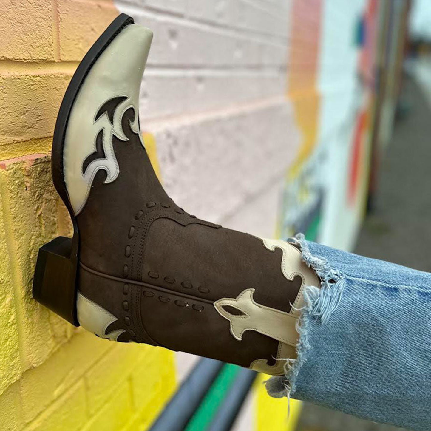 Contrast Coffee And Cream Snip-Toe Running Stitch Ankle Cowgirl Boots
