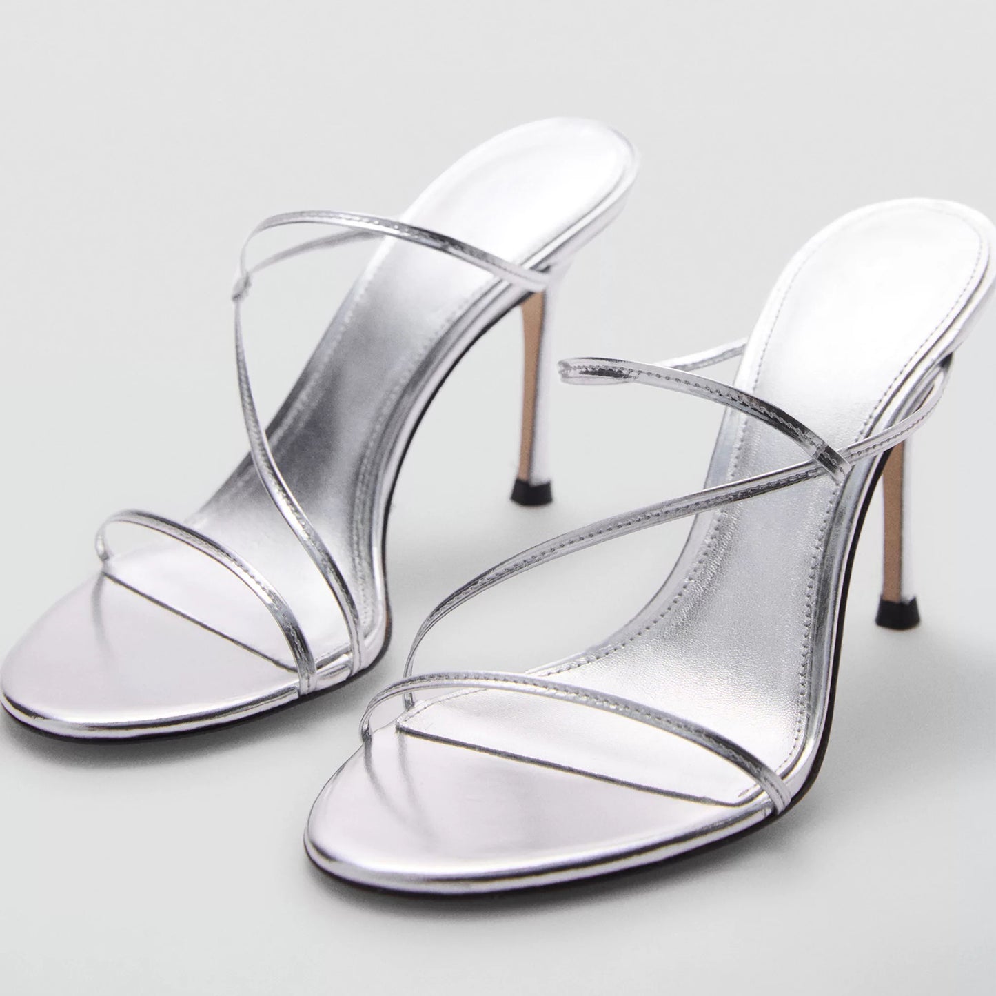 Metallic Silver Round-Toe Slip-On Sandals High Heels With Straps