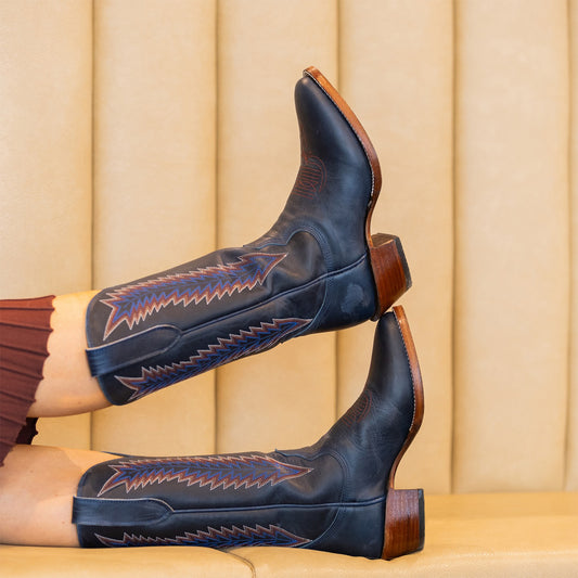 Dark Blue Round-Toe Embroidery Classic Mid Calf Cowgirl Boots