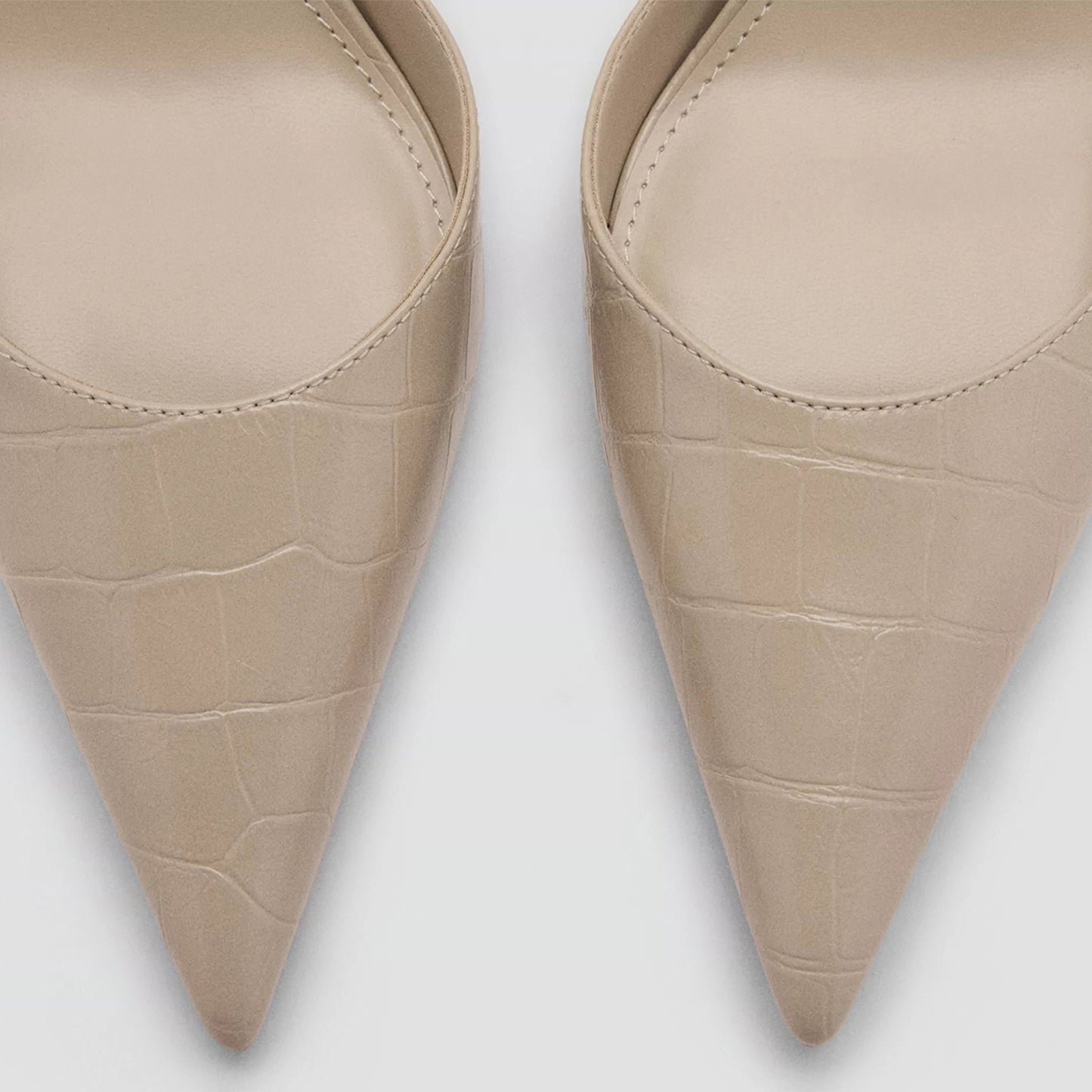 Ecru Stone Pattern Vegan Leather Pointed-Toe Slingback Kitten Heels