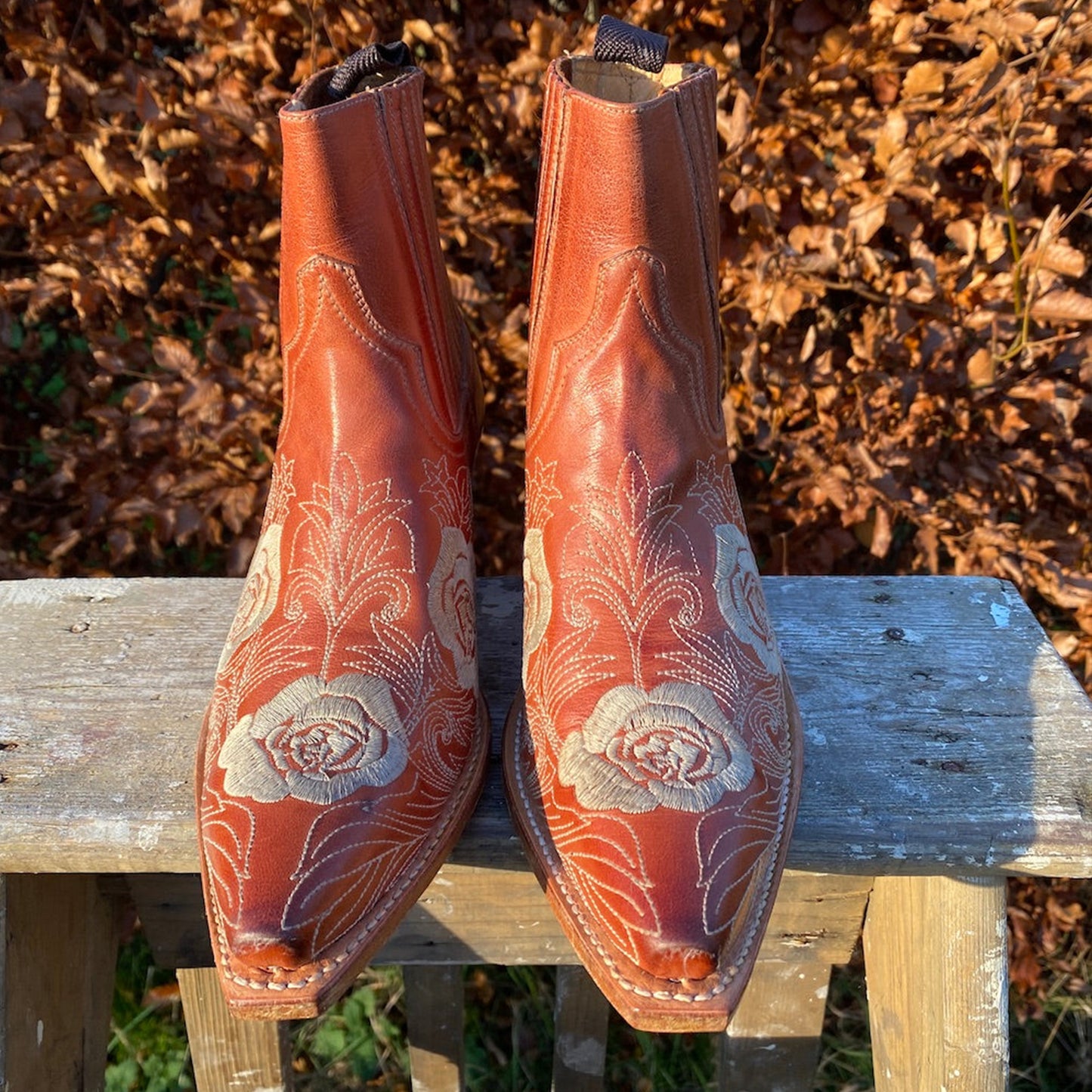 Brown Snip-Toe Front Flowers Embroidery Ankle Cowgirl Boots