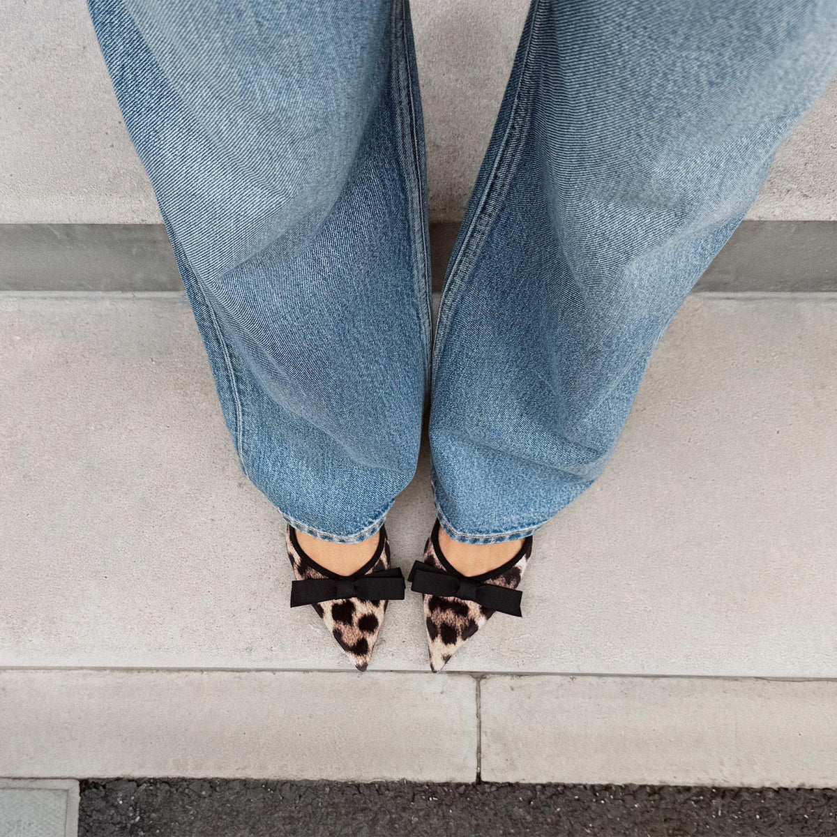Leopard Pattern Faux Suede Pointed-Toe Front Knot Slingback Kitten Heels