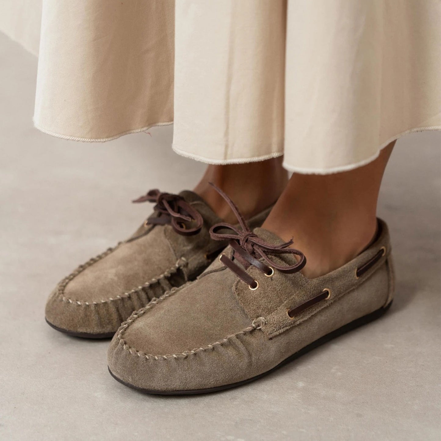 Taupe Cow Suede Round-Toe Laces Classic Loafers Flats