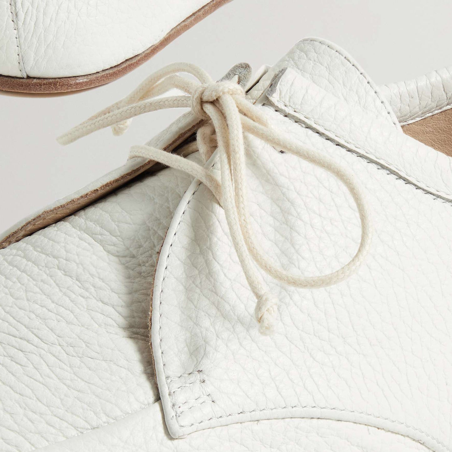White Round-Toe Classic Bow Flats Loafers