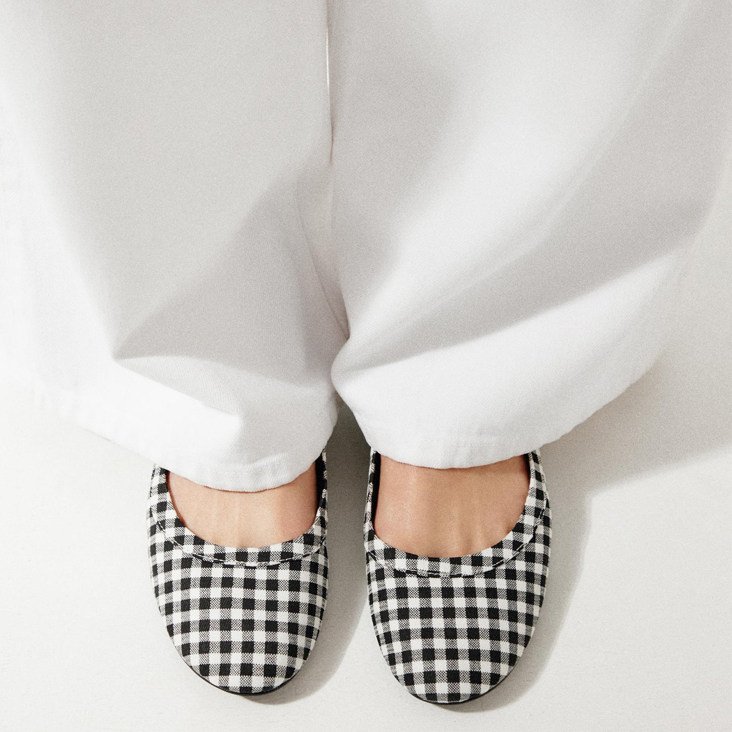Plaids Round-Toe Buckle Mary Jane Ballet Flats