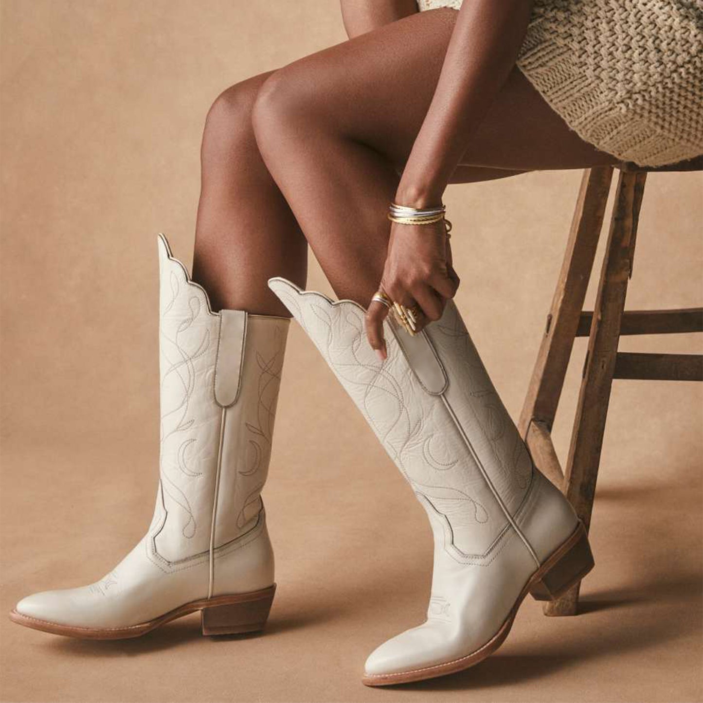 Ivory Round-Toe Classic Embroidery Mid Calf Cowgirl Boots For Women