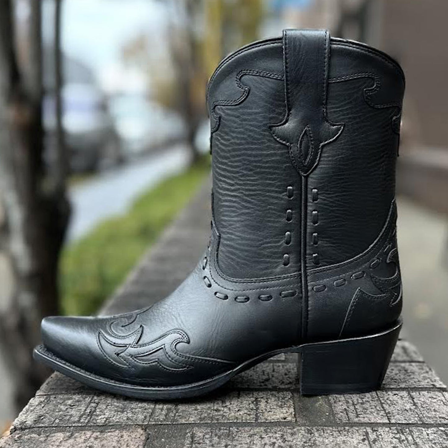 Black Snip-Toe Running Stitch Ankle Cowgirl Boots