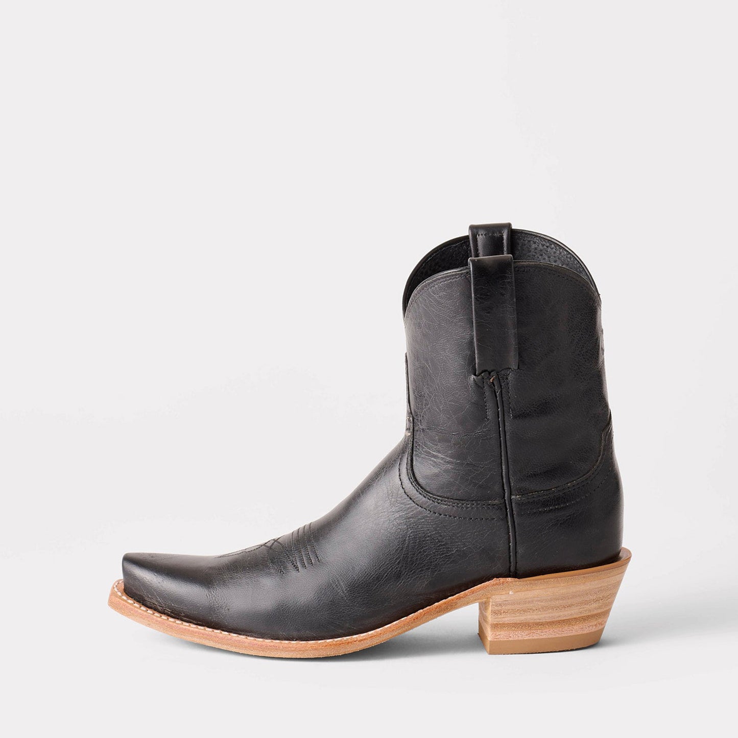 Black Snip-Toe Western Ankle Simple Cowgirl Boots