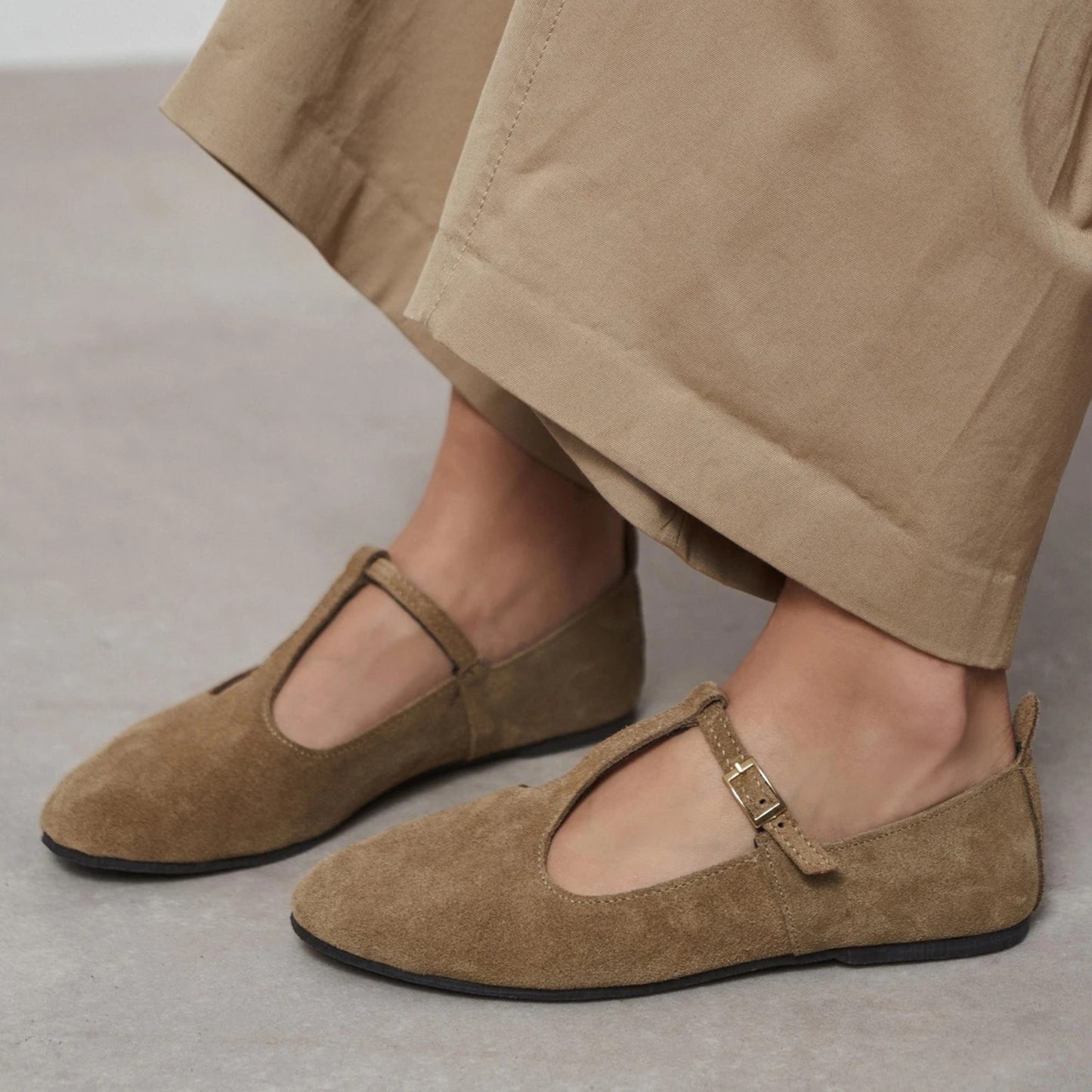 Camel Faux Suede Round-Toe Buckle Middle Strap Simple Chic Flats