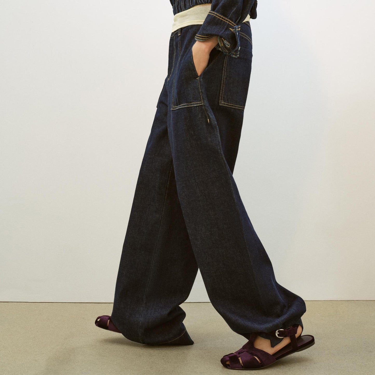 Purple Velvet Square-Toe Caged Detail Buckle Strap Sandals Flats